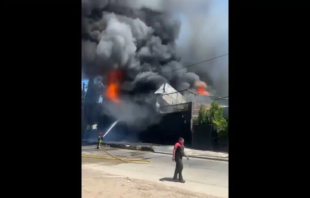 Un incendio consumió una cervecería en Pilar y se originó en un salón de…