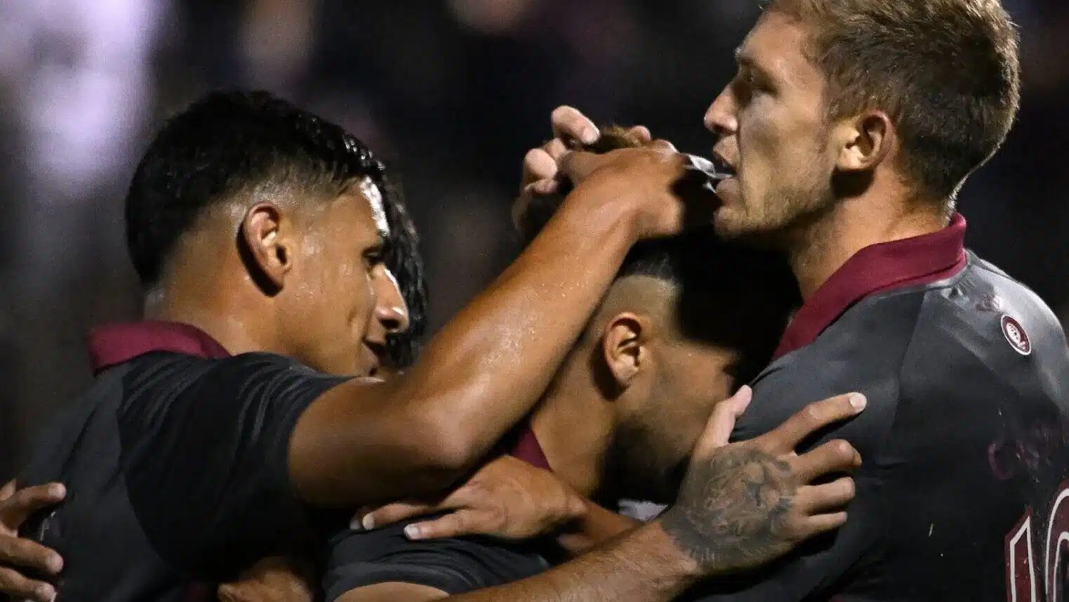 Lanús goleó a Sarmiento de La Banda por Copa Argentina: Lanús se impuso por 4…