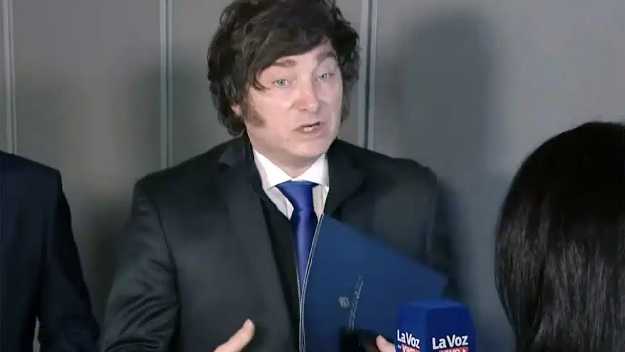 Milei viaja a Córdoba y Davos — Imagen 1