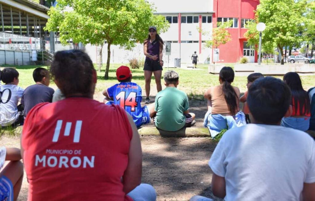 Morón impulsó políticas educativas para mejorar aprendizaje y derechos en —…