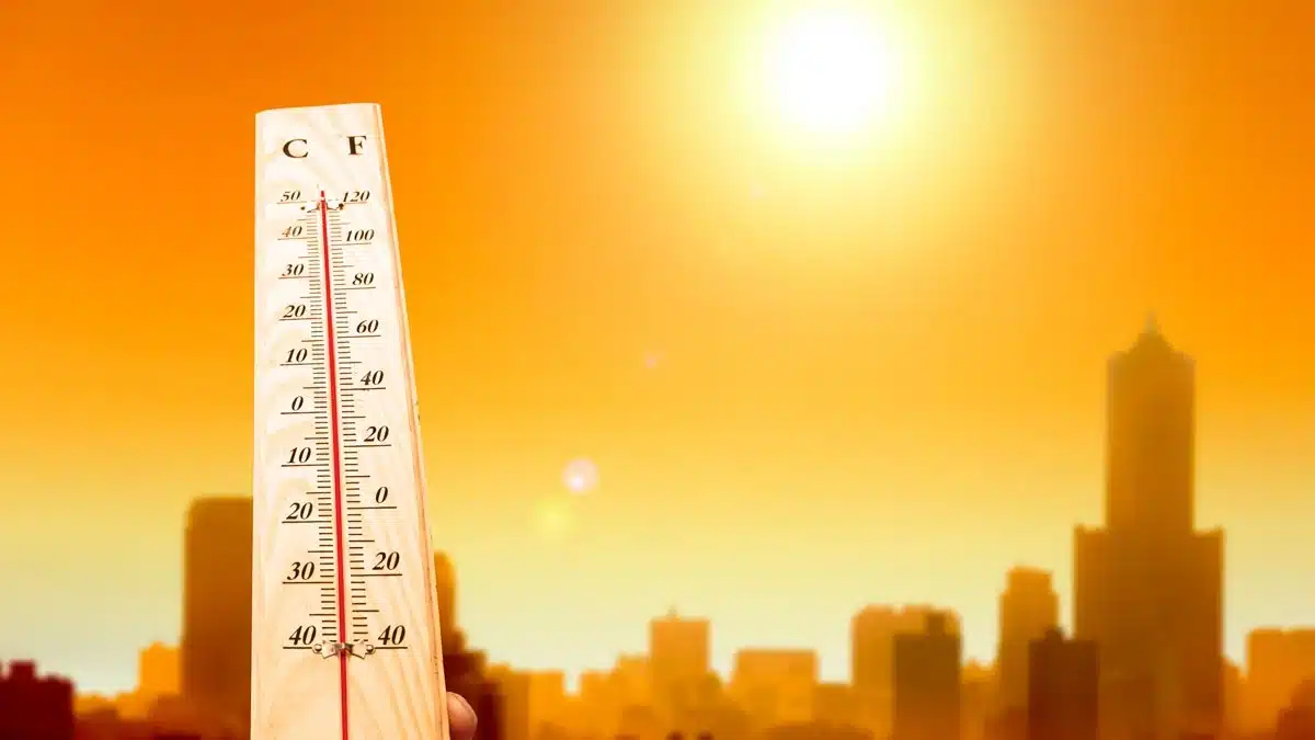 Calor extremo persiste en el centro del país hasta 3 de enero, con…