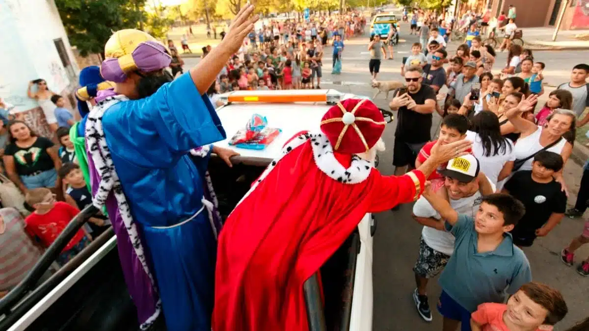 El Día de Reyes Magos se prepara para su celebración con juguetes a precios…