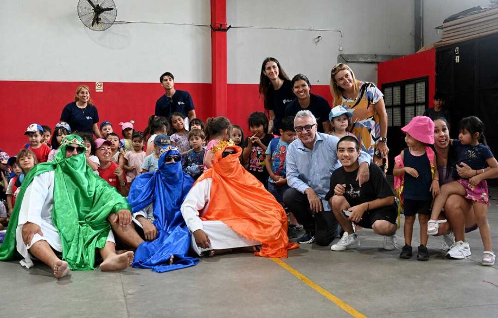 Julio Zamora y el polideportivo Mariano Moreno, poniendo el Municipio al…