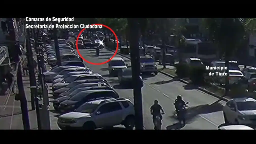 Choque de dos vehículos en Tigre deja lesiones a conductores — Imagen 1