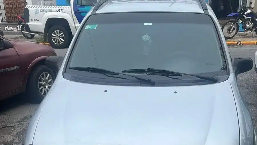 Avellaneda: secuestro de auto con pedido de interceptación y dos aprehendidos…
