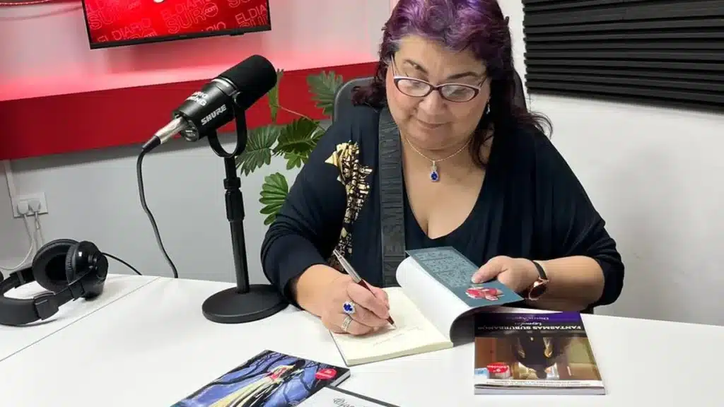 Dietris Aguilar celebra 10 años de Fantasmas Suburbanos — Imagen 1