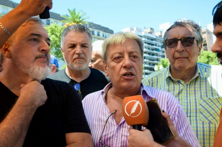 Al personal embarcado no le dejan ni el 14 bis