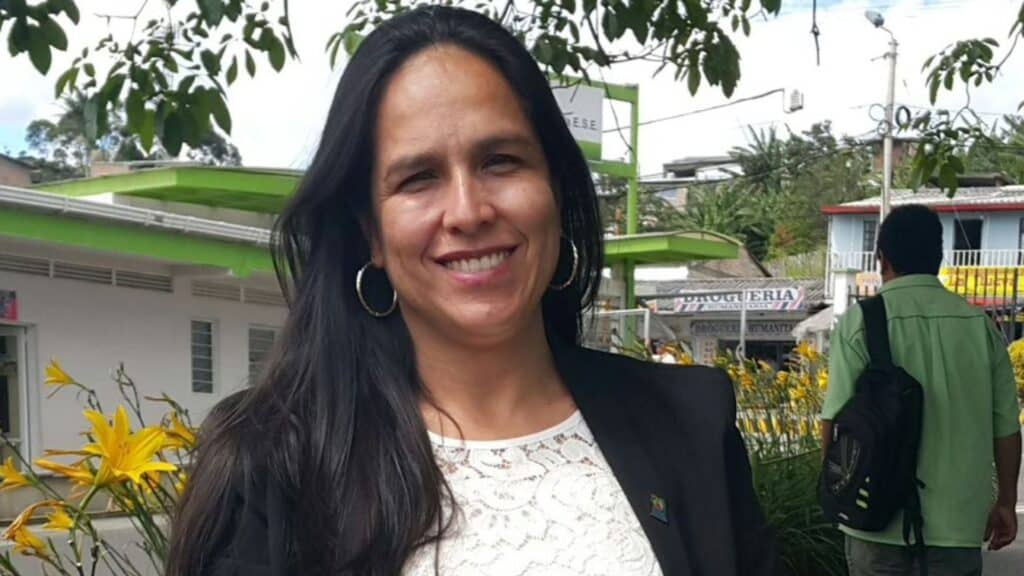 Candidata retenida y robada en Cauca, Colombia