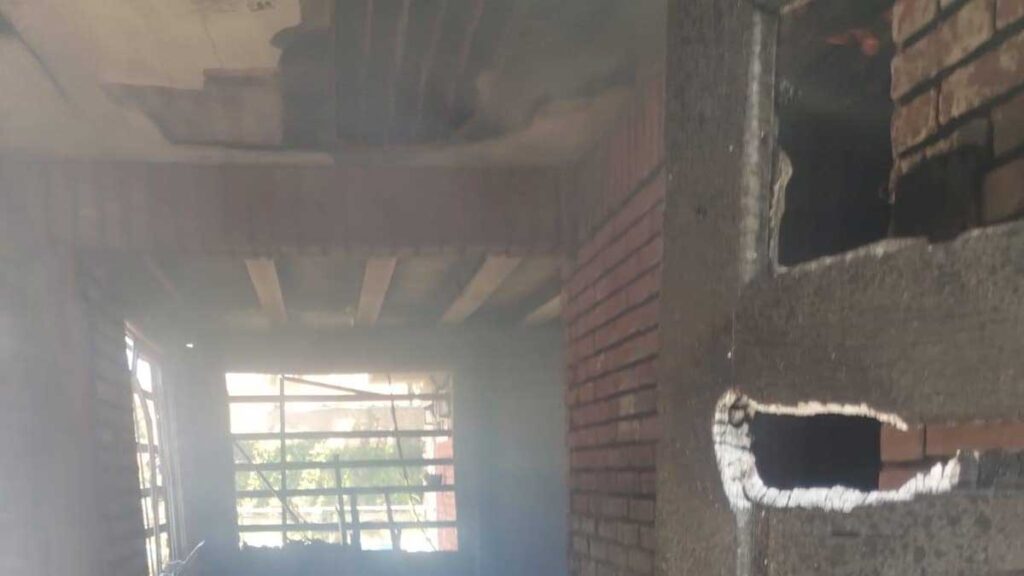 Incendio intencional daña vivienda en Burzaco