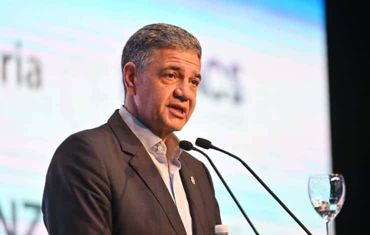 Jorge Macri critica a los gremios por el paro