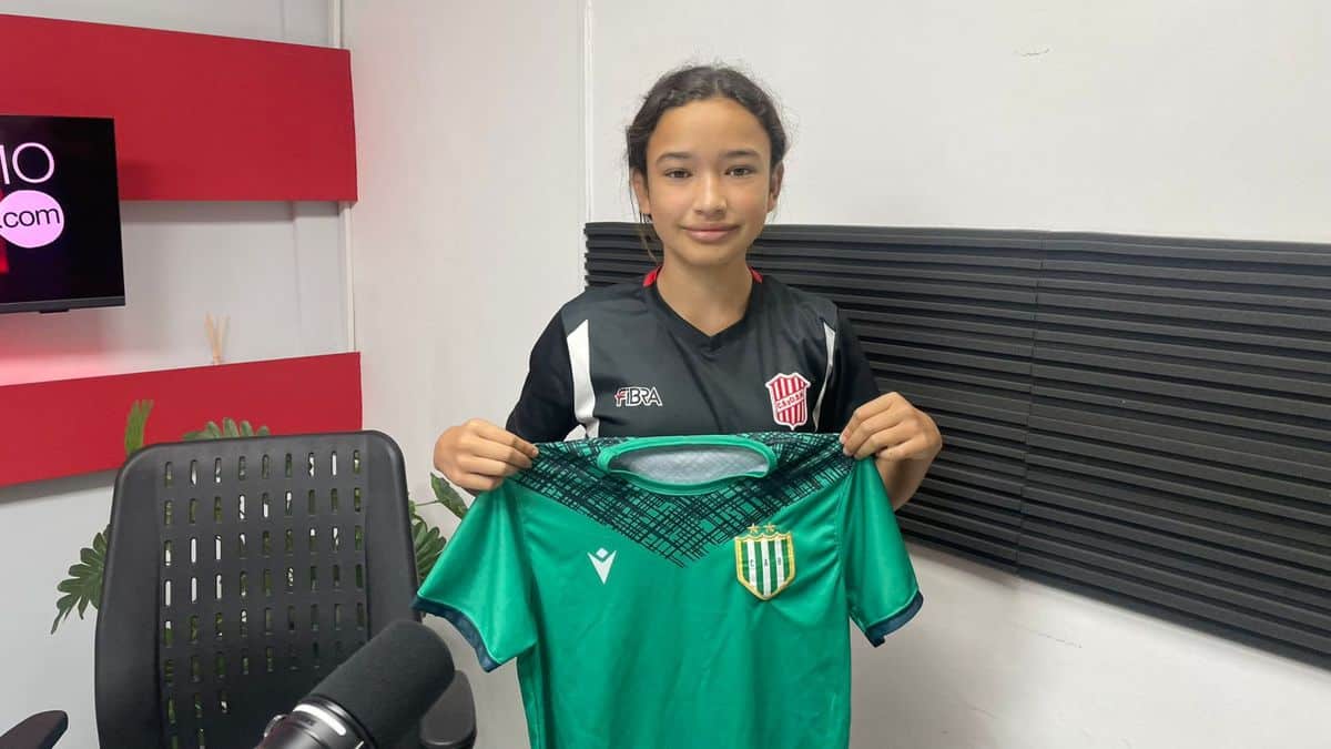 Joven promesa de Ezeiza busca su lugar en Banfield