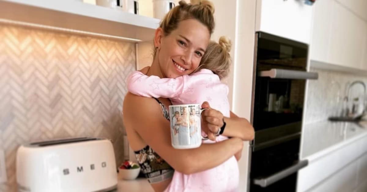 La lujosa casa de Luisana Lopilato en Canadá: Pista de hockey