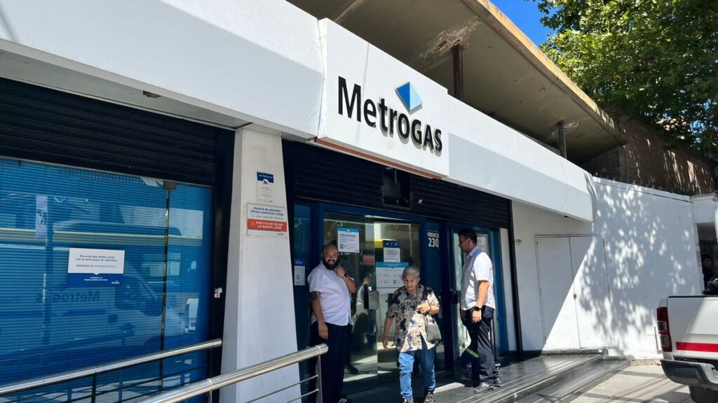 Metrogas muda su sede comercial en Lomas a Banfield