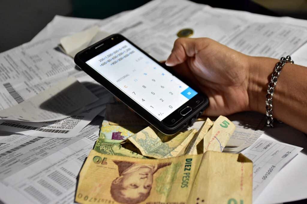 Mora familiar se triplicó y llegó al 9,3% el año pasado