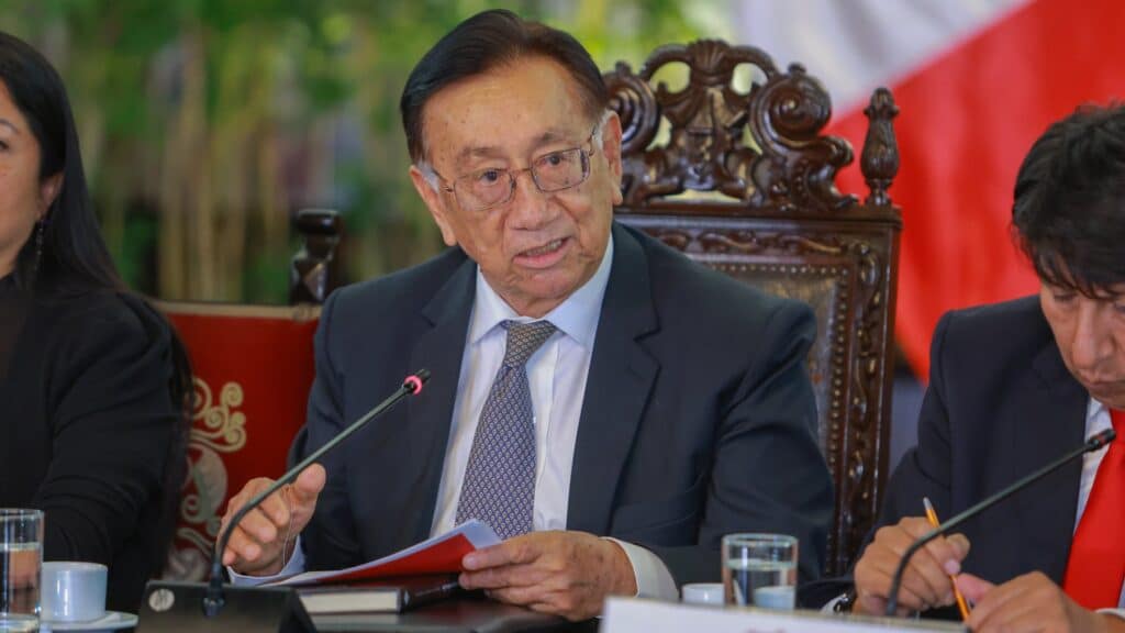 Perú elimina lema oficial inspirado en reguetón