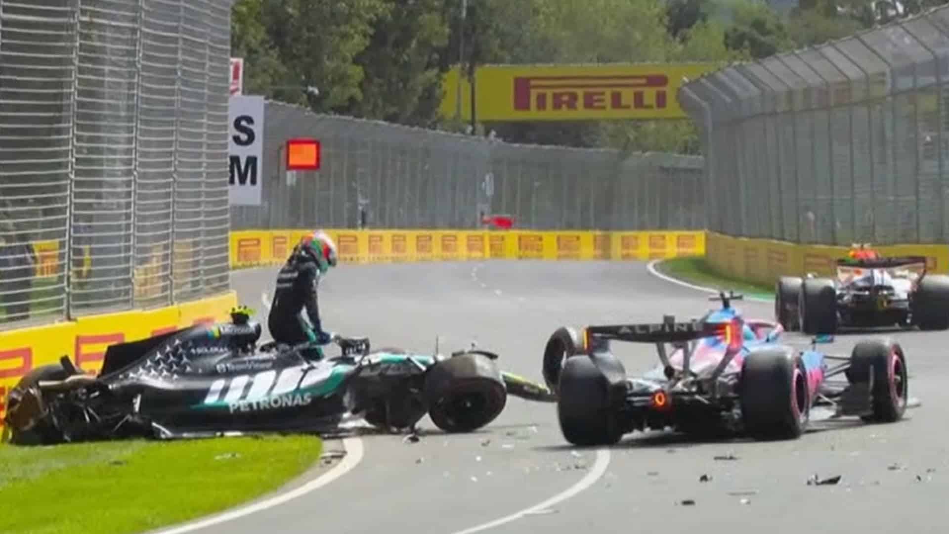 Antonelli chocó su Mercedes en Australia F1