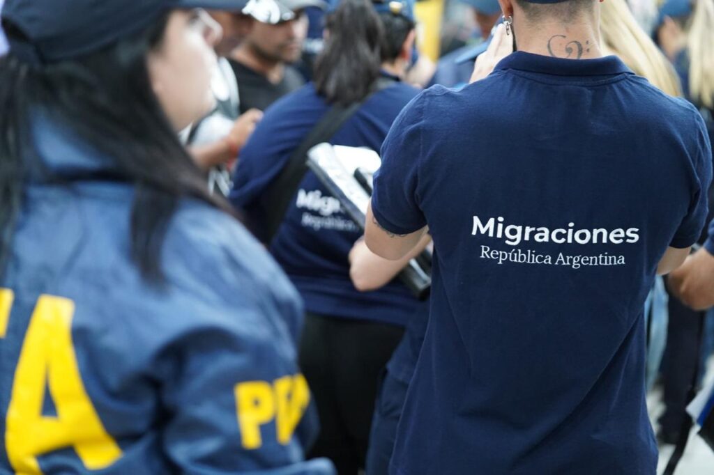 Controles de Migraciones en el AMBA