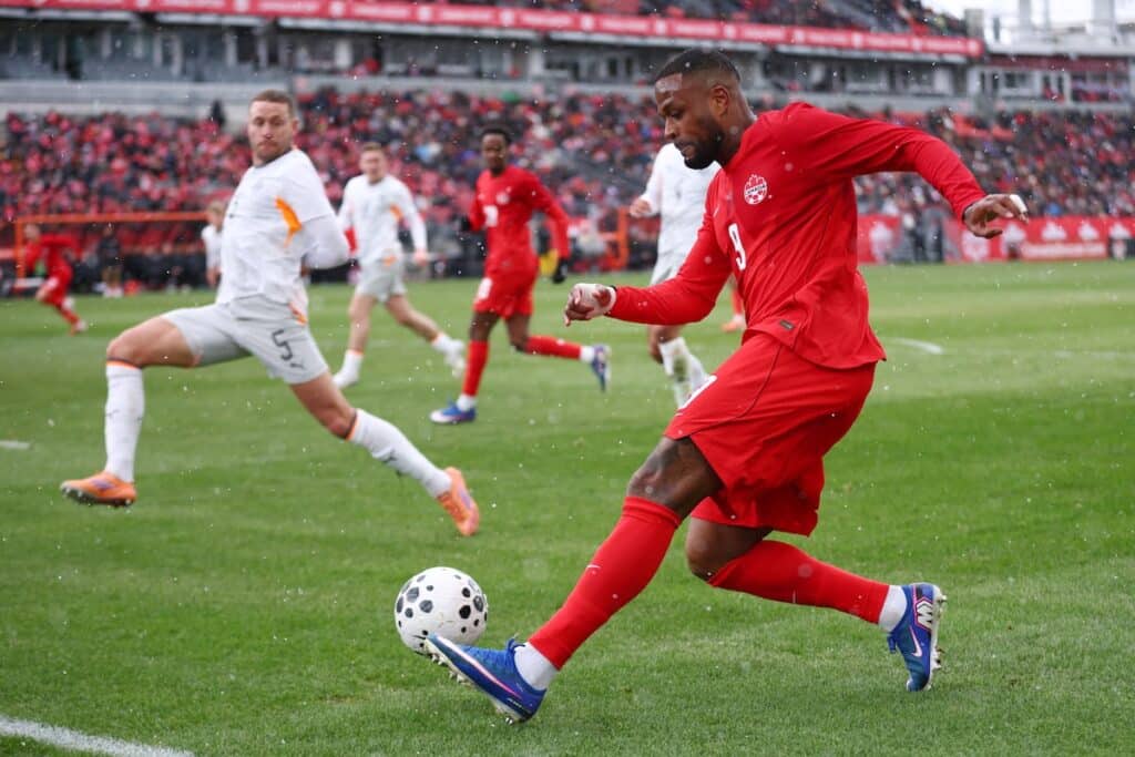 DT Marsch pide a los fans de Canadá vestir de rojo para el Mundial