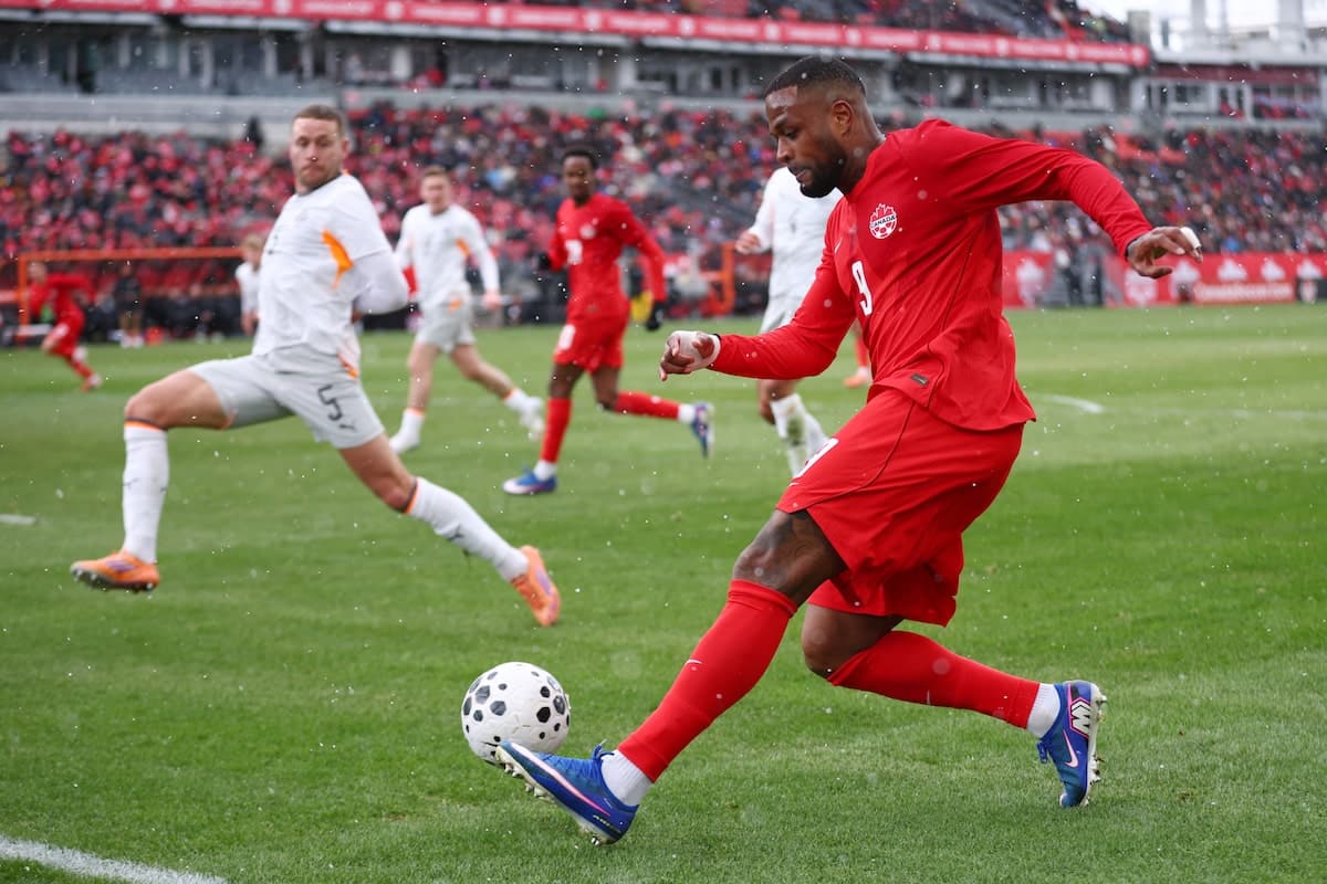 DT Marsch pide a los fans de Canadá vestir de rojo para el Mundial