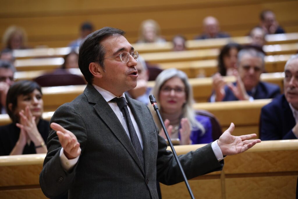 España niega uso de bases por EEUU contra Irán