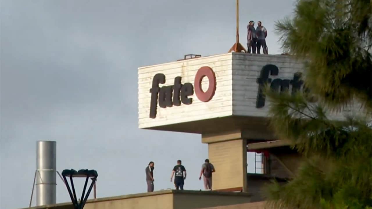 Fate no pagó sueldos y el gremio denuncia "emboscada"