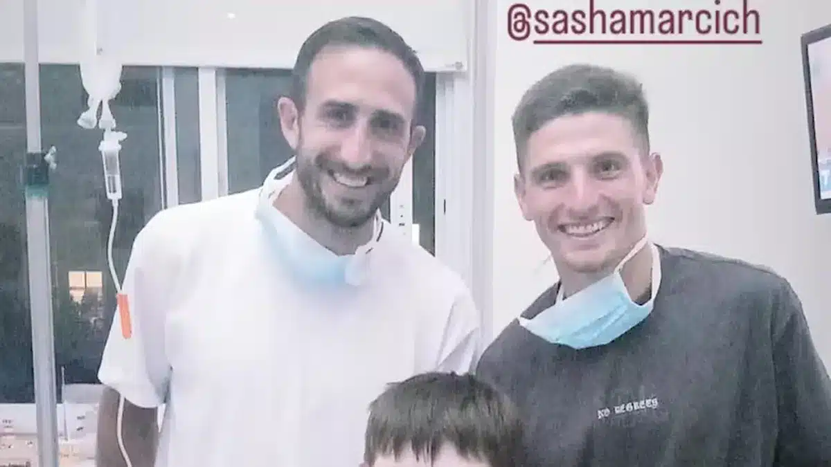 Hincha de Lanús con leucemia festejó título en el hospital