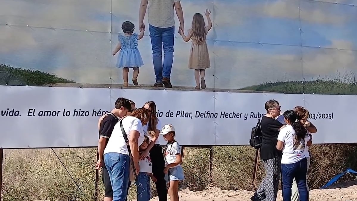 Homenaje a víctimas del temporal en Bahía Blanca