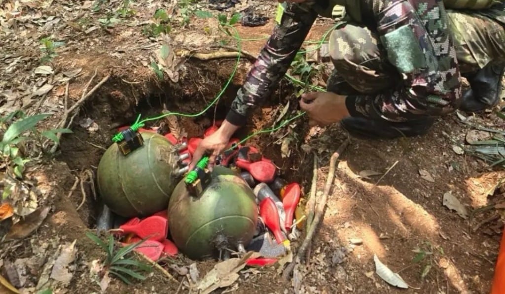Incautan explosivos y armas caseras en Guaviare, Colombia
