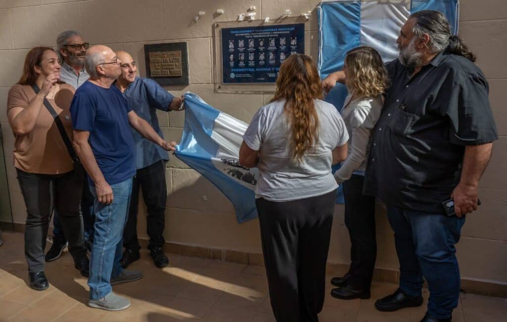 Judiciales bonaerenses recuerdan víctimas del terrorismo