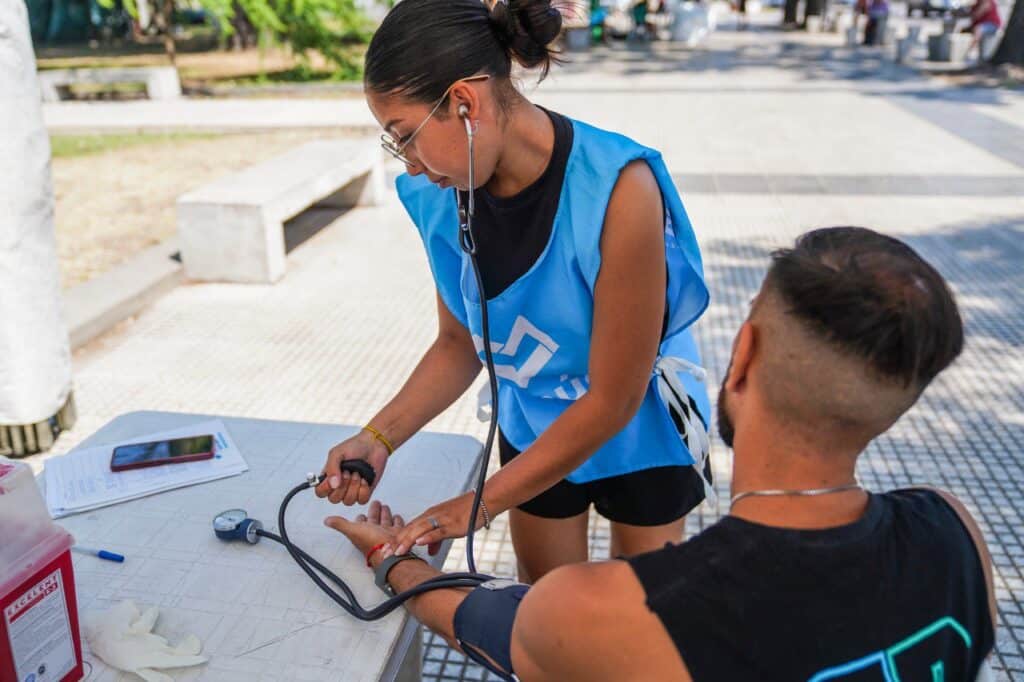 Lanús: Controles médicos gratuitos en plazas