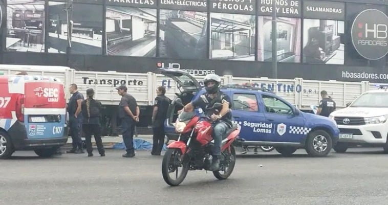 Lomas de Zamora: Motociclista muere tras ser arrollada por camión