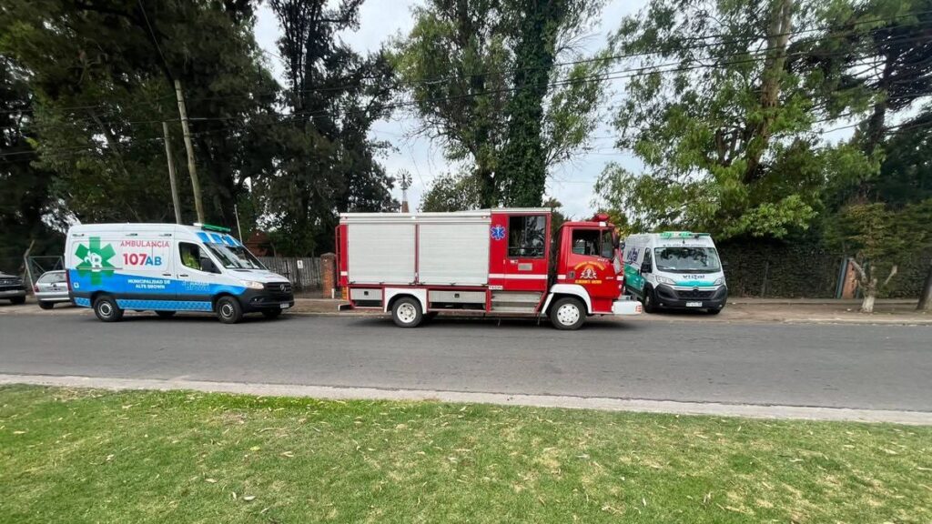 Longchamps: Trabajador herido tras caer de un techo