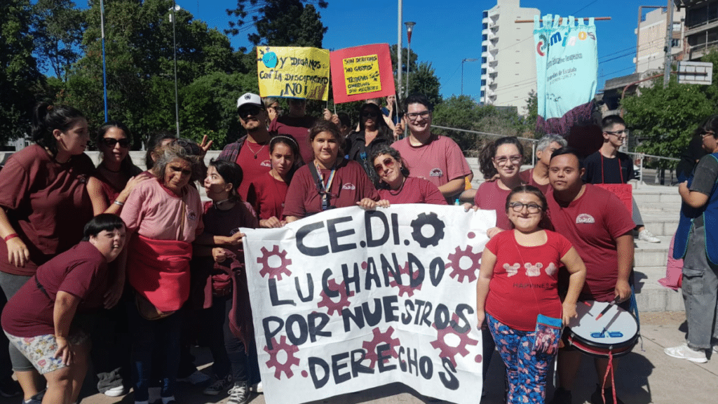 Protesta en Zona Sur por emergencia en discapacidad