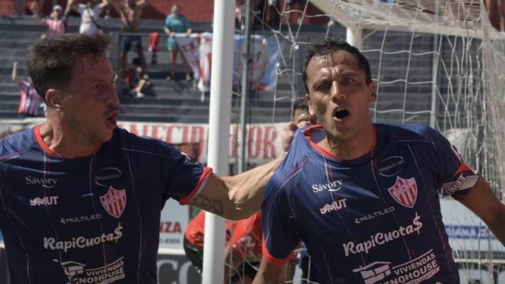 Talleres (RdE) triunfó ante Laferrere