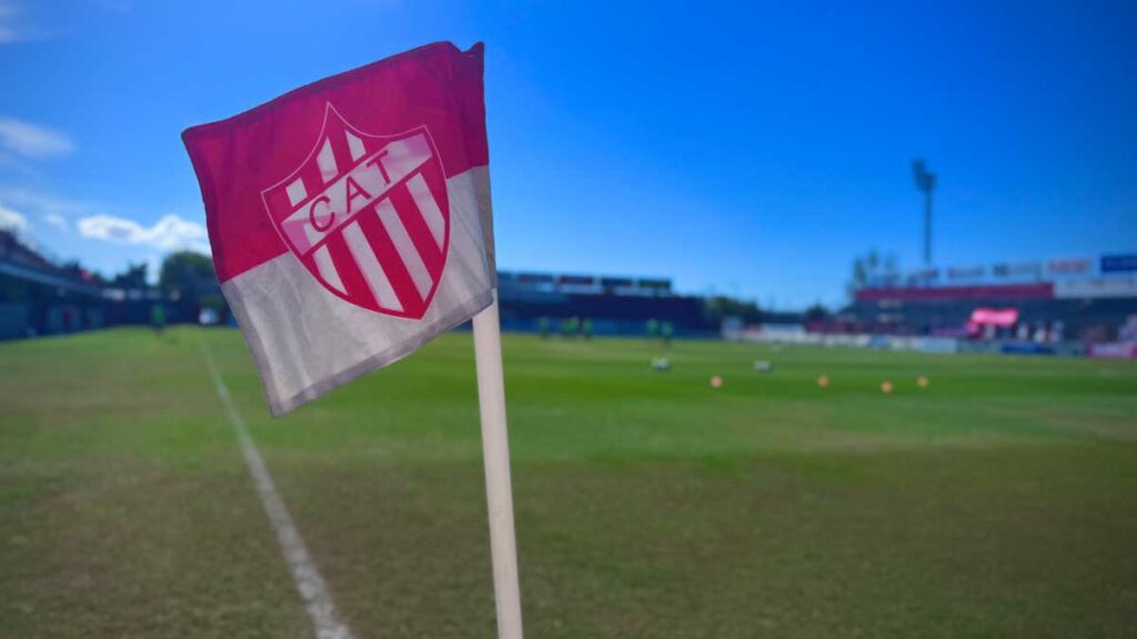 Talleres visita a Argentino de Merlo