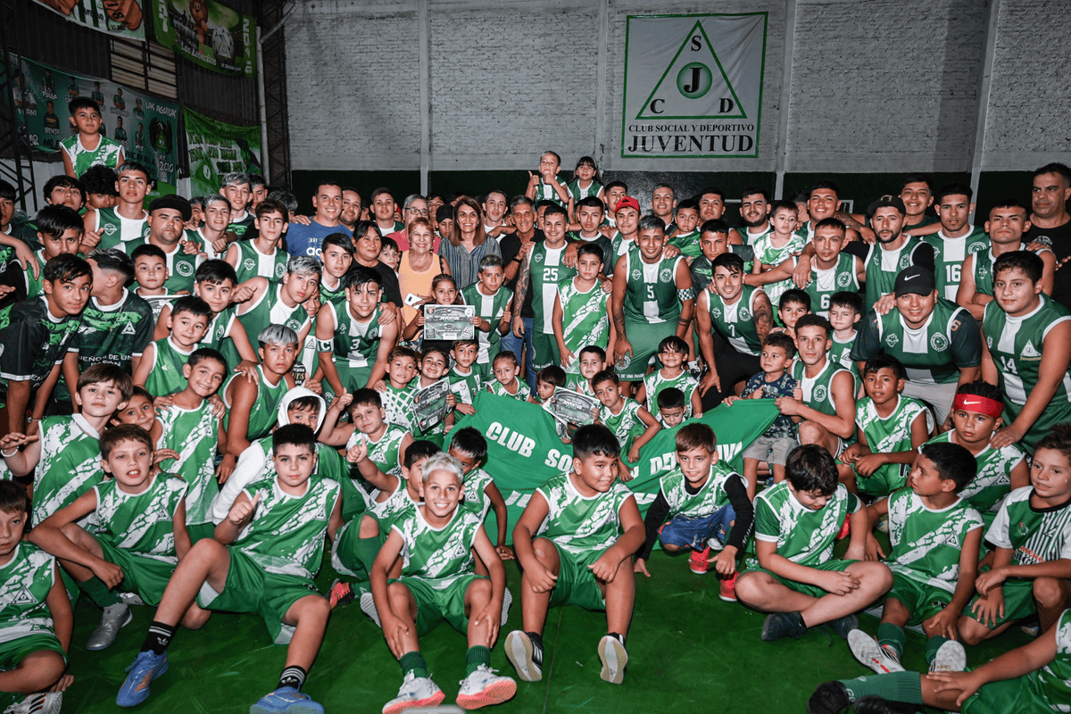 Tigre: Club Juventud presenta equipo de futsal infantil