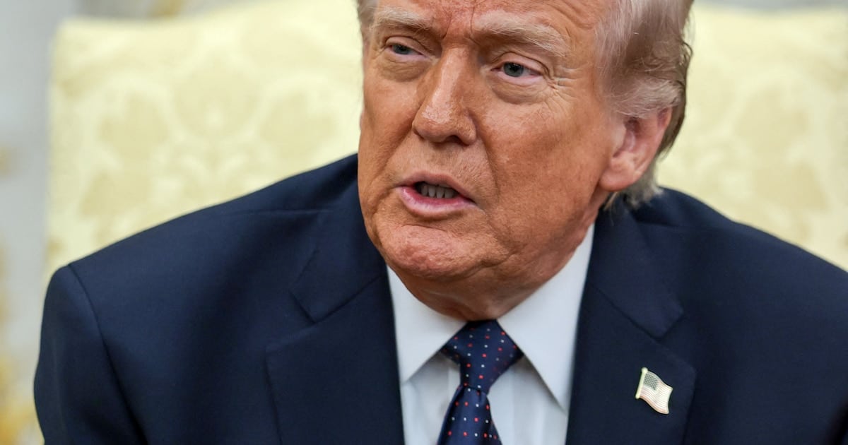 Trump critica a España por bases y amenaza con represalias