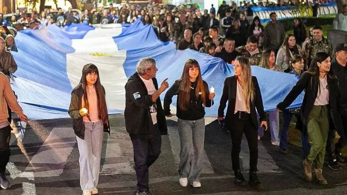 Vigilia por Malvinas en Almirante Brown