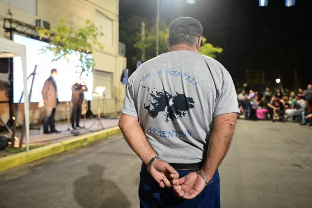 Vigilia por los Héroes de Malvinas en Gualeguaychú