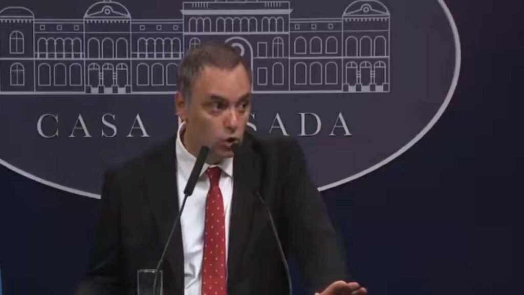 Caso Adorni: Escribana niega préstamo formal al jefe de Gabinete