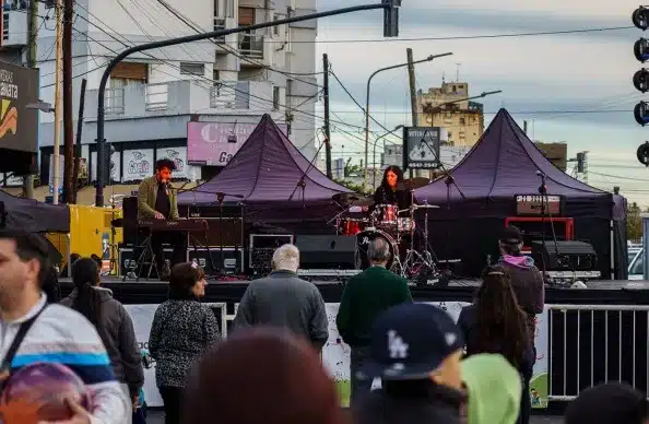 Ciudadela: Festival Viví 3F con música y gastronomía