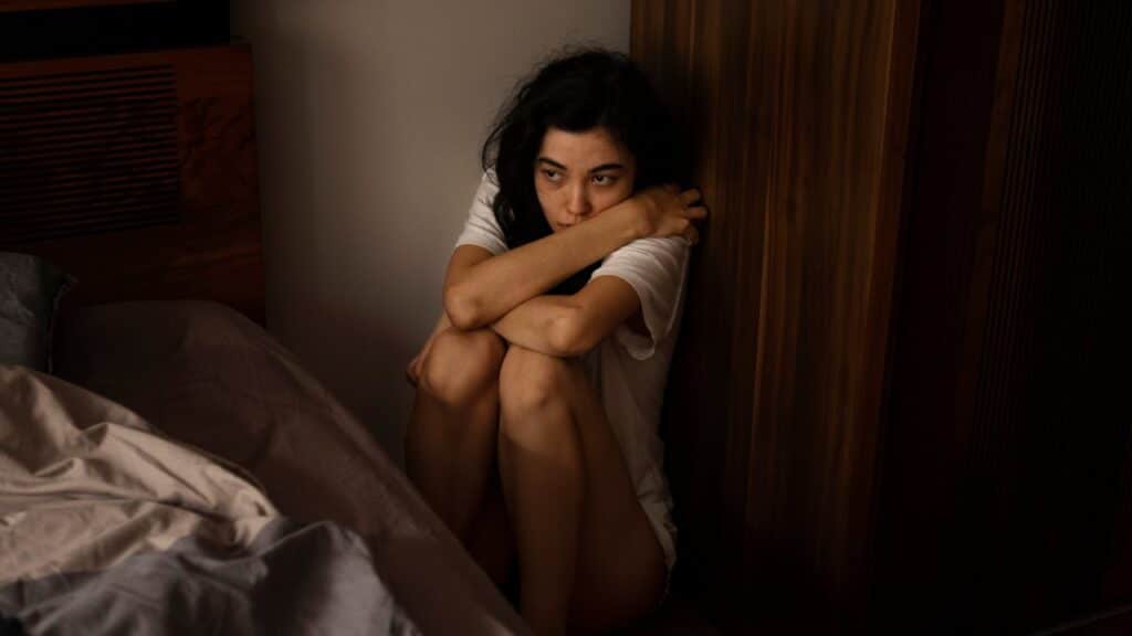 Cortar bucles de pensamiento nocturnos: consejo psicológico