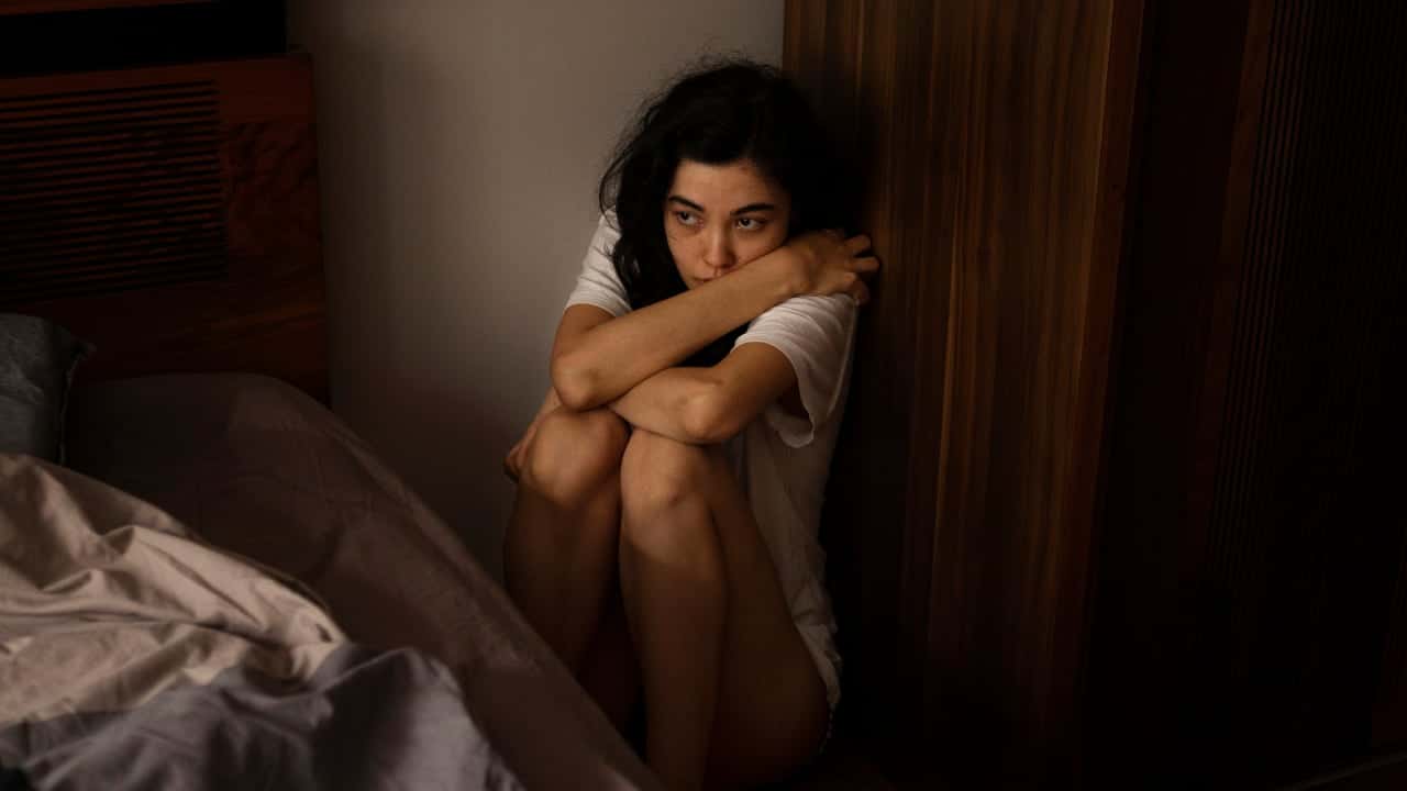 Cortar bucles de pensamiento nocturnos: consejo psicológico