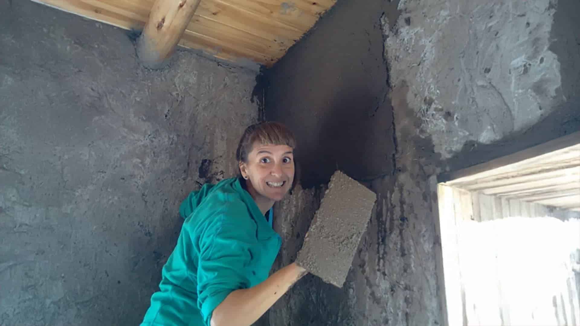 De Berazategui a Traslasierra: Casa de adobe y paja