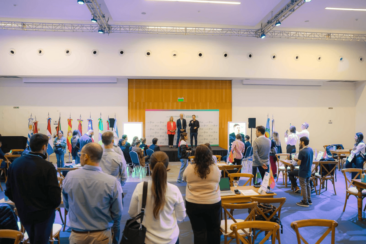 Escobar: Ronda de negocios supermercadista