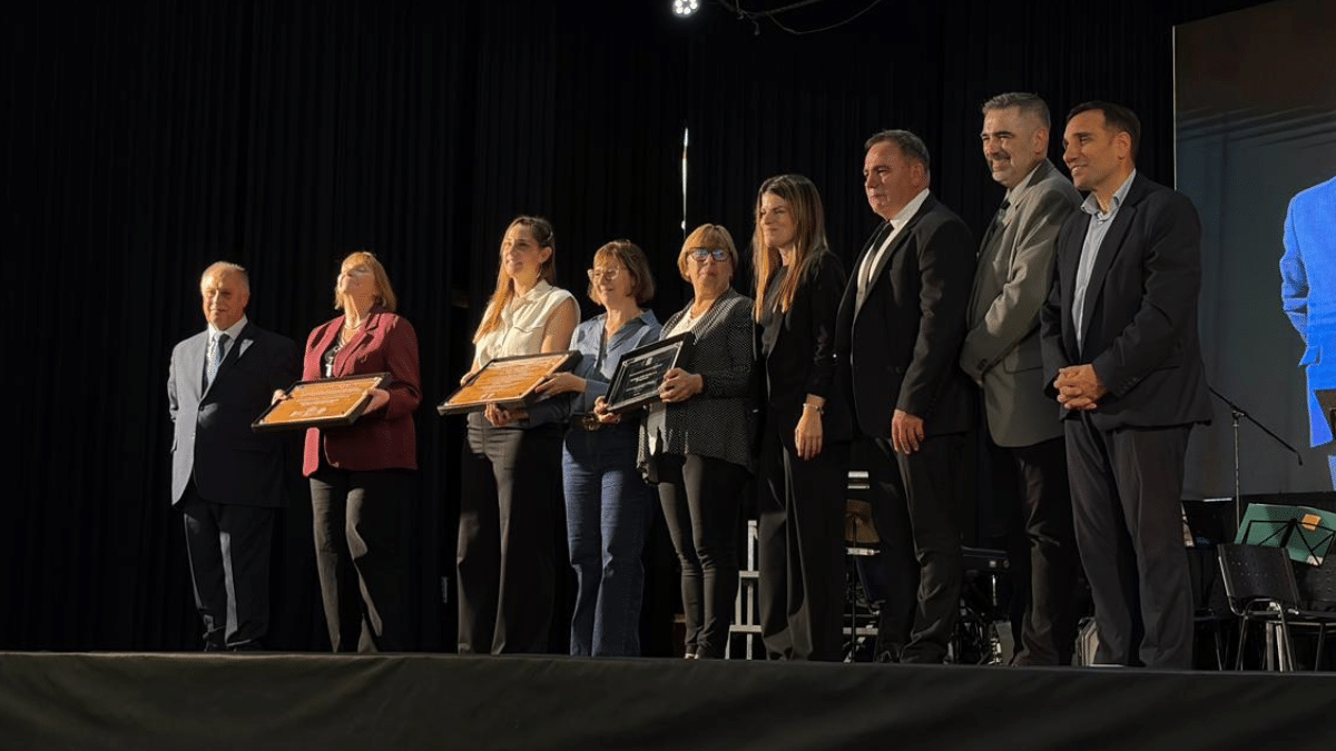 Grilli Canning festejó 25 años con emotivo acto