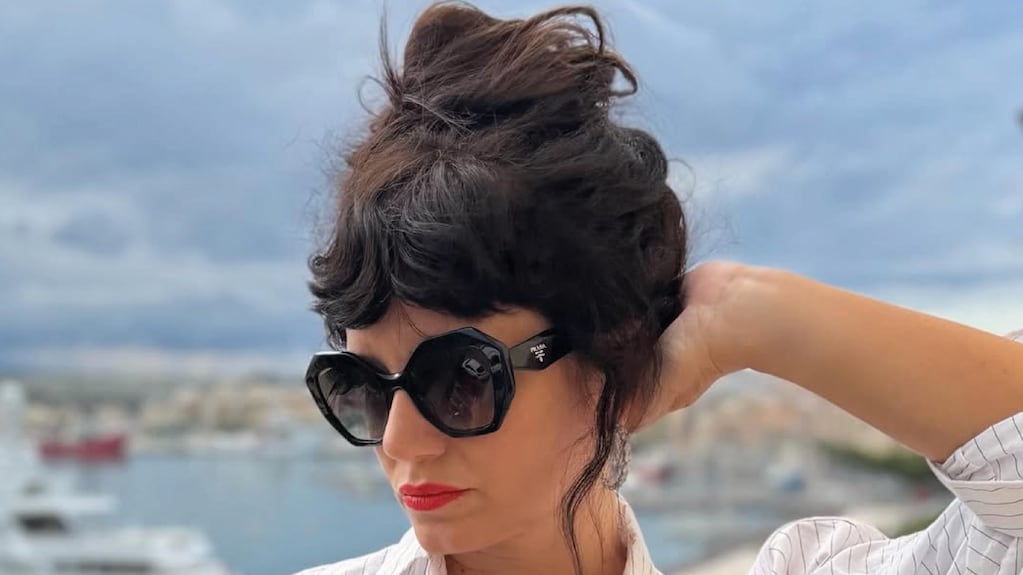 Griselda Siciliani deslumbra en Italia con looks variados