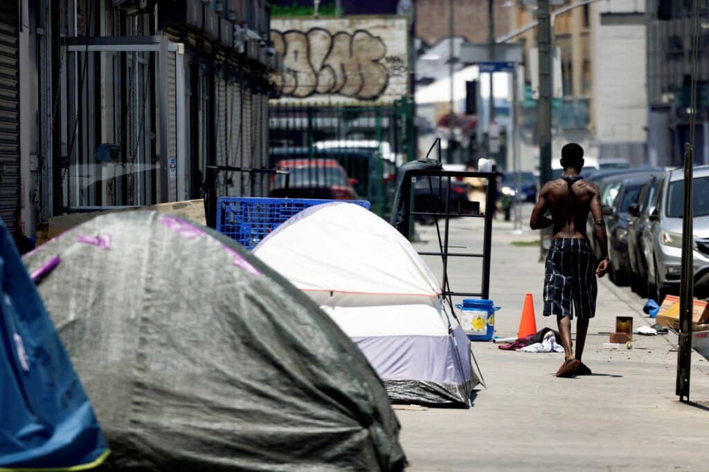 Indigencia en Los Ángeles: 40% vuelve a la calle