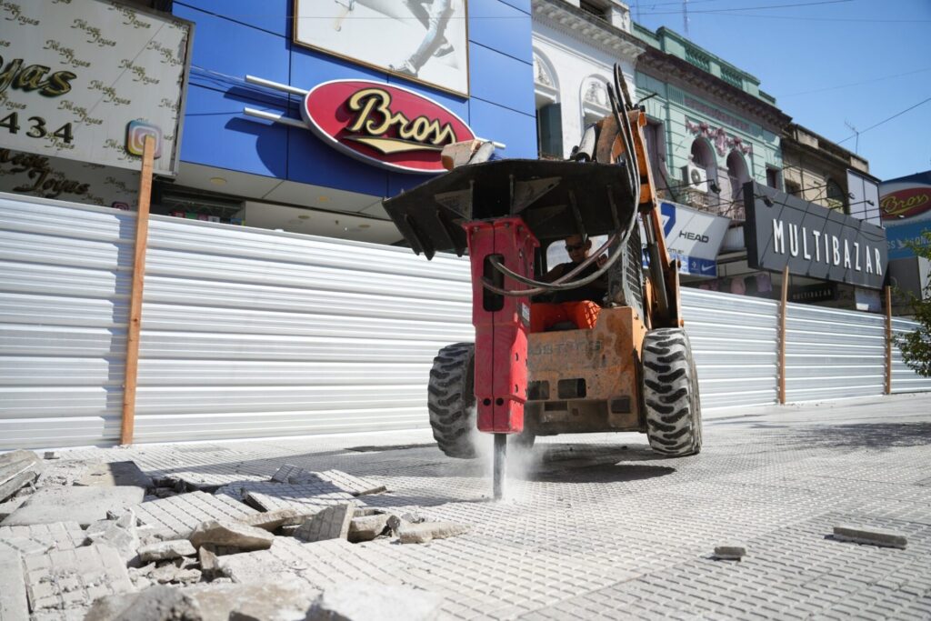 Lomas de Zamora: Abrió el primer tramo renovado