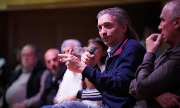 Máximo Kirchner y el PJ: Críticas a la interna partidaria